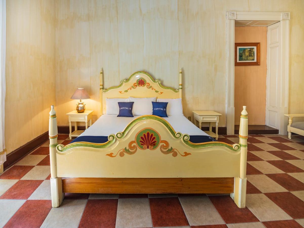 Hotel Meson Del Obispado ケレタロ エクステリア 写真